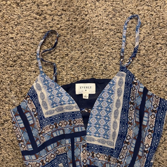 Everly romper size Small - Picture 2 of 5